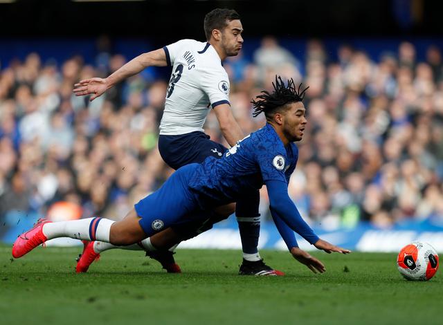 意媒：此前因流感缺阵的博尼尚未恢复训练，不确定能否踢意杯（意媒：博尼流感后尚未复训，能否出战意杯存疑）