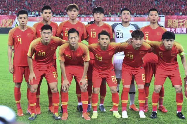队报：法国队世界杯26人大名单已经确定16人，竞争很激烈（队报：法国队26人世界杯名单已锁定16席，剩余名额竞争激烈）