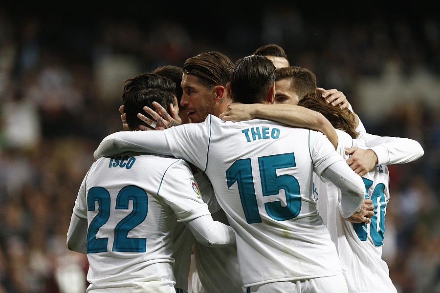 英超战报：桑切斯屡献神扑，切尔西0-0闷平伯恩茅斯（英超战况：桑切斯多次化解险情，切尔西与伯恩茅斯0-0握手言和）